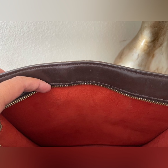 LOUIS VUITTON Damier Canvas Venice Sac-Plat PM Tote Bag - Picture 13 of 15